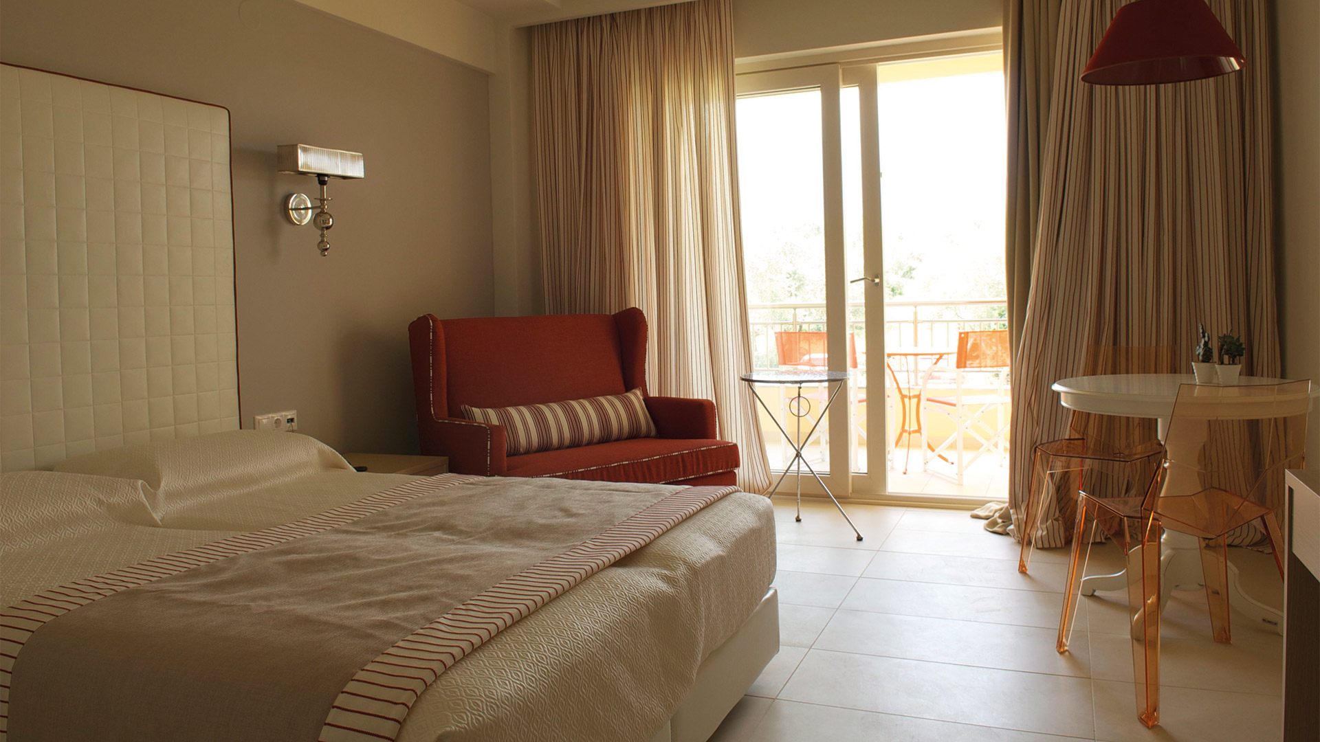 Suite with balcony
