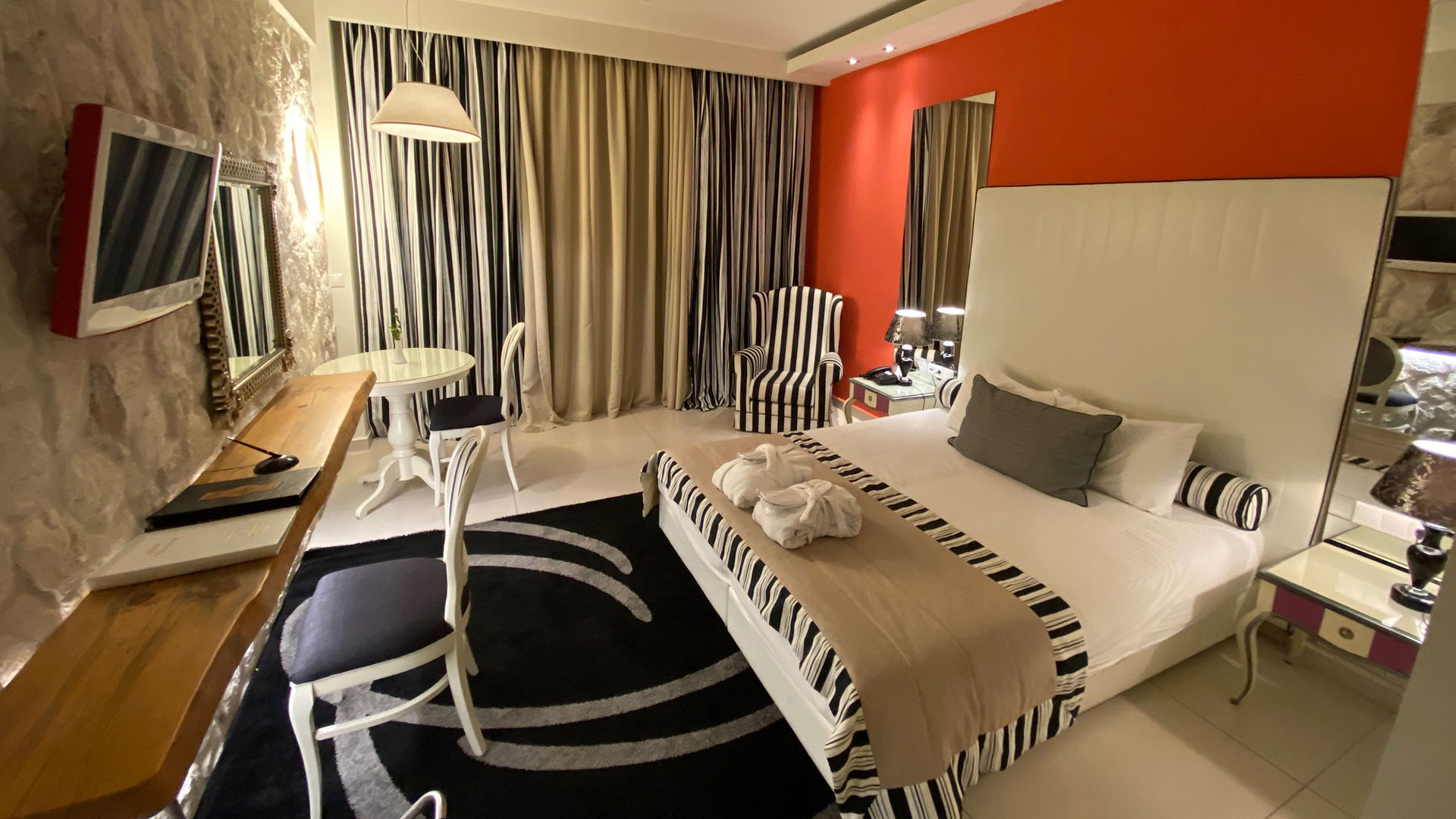 Deluxe Room with Sea View