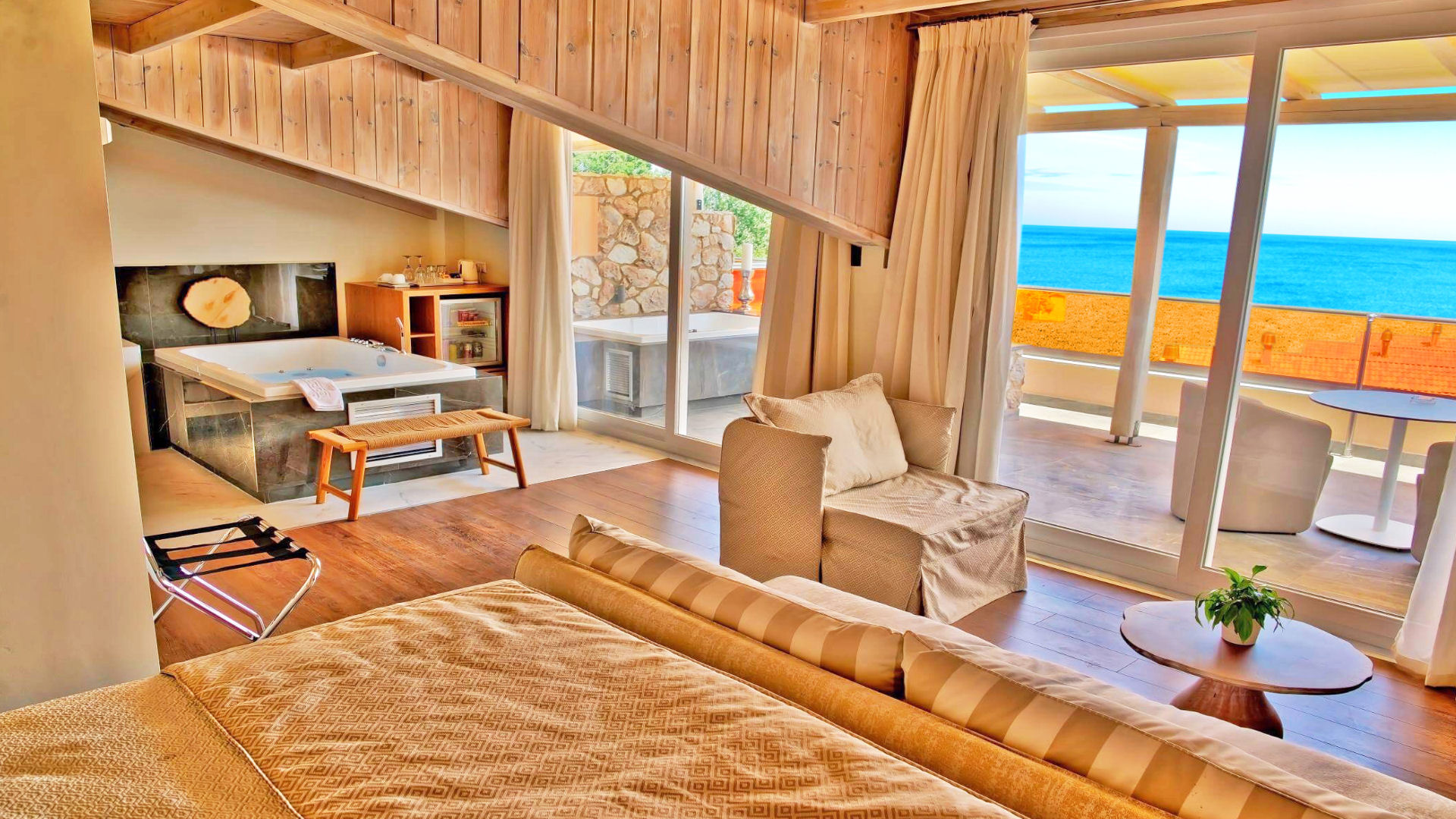 Executive Mediterranean Suite